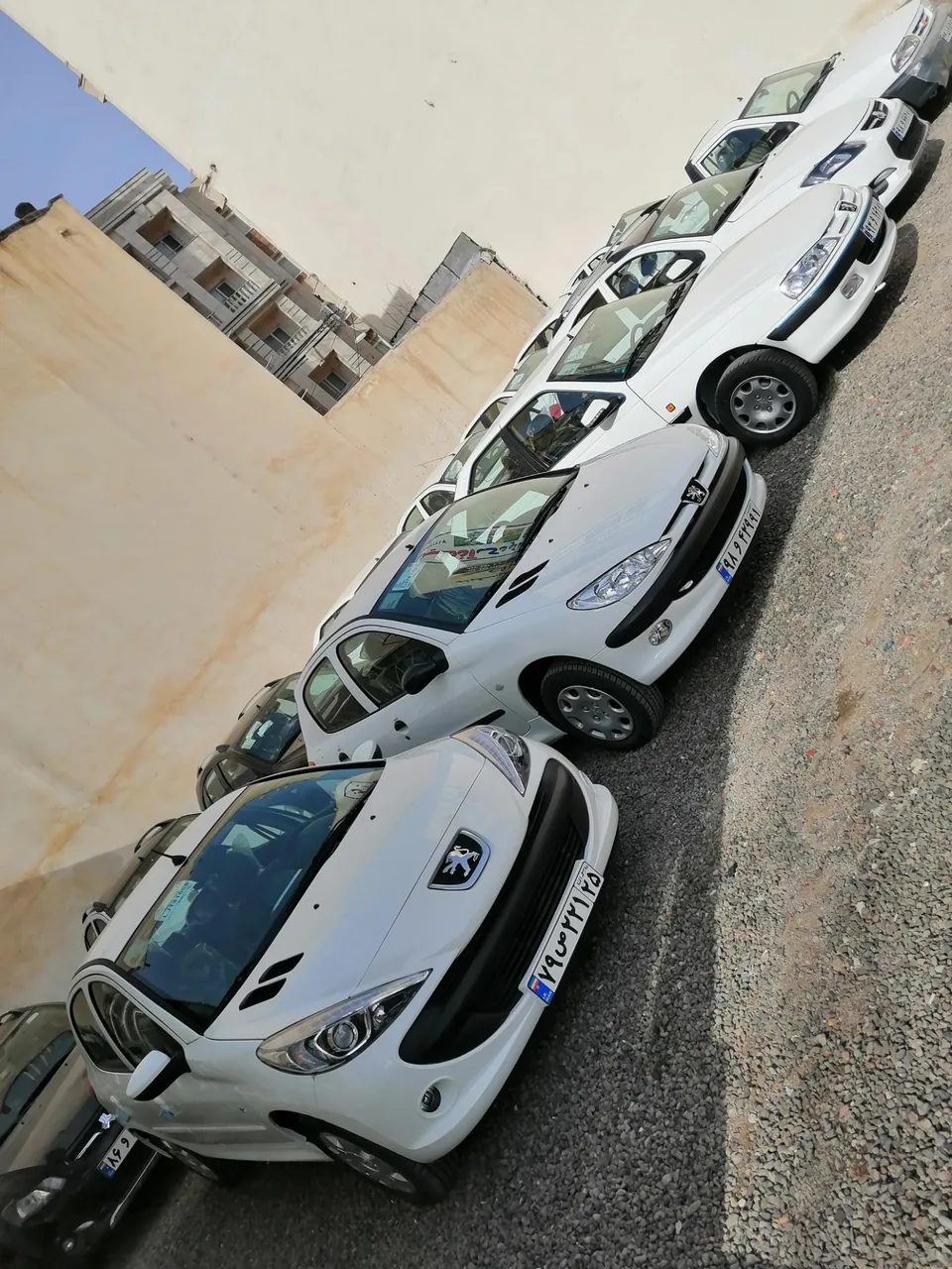 نمایشگاه اتومبیل صفرکیلومتر پارسا - تصویر 2