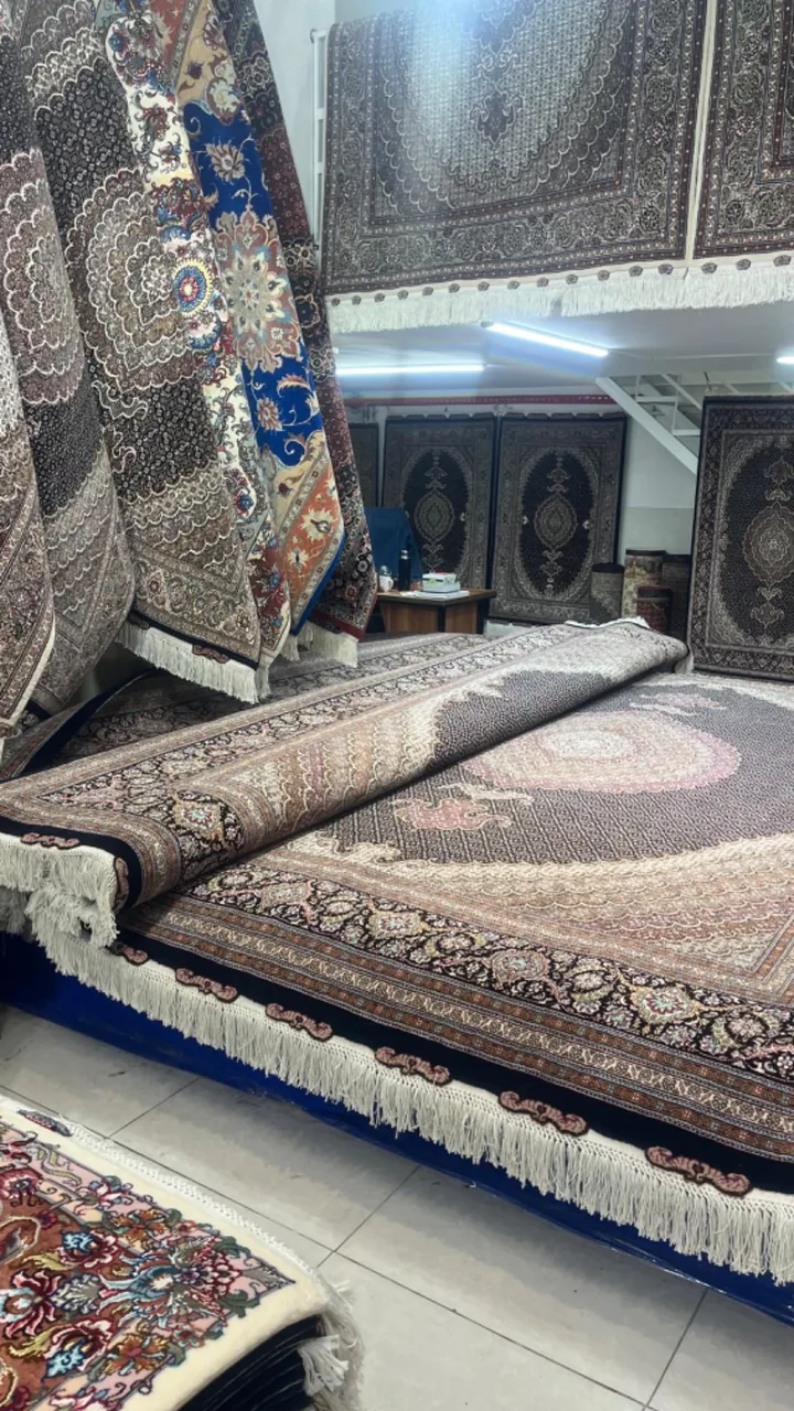 فرش دستباف زرین نقش (جلالت) - تصویر 2