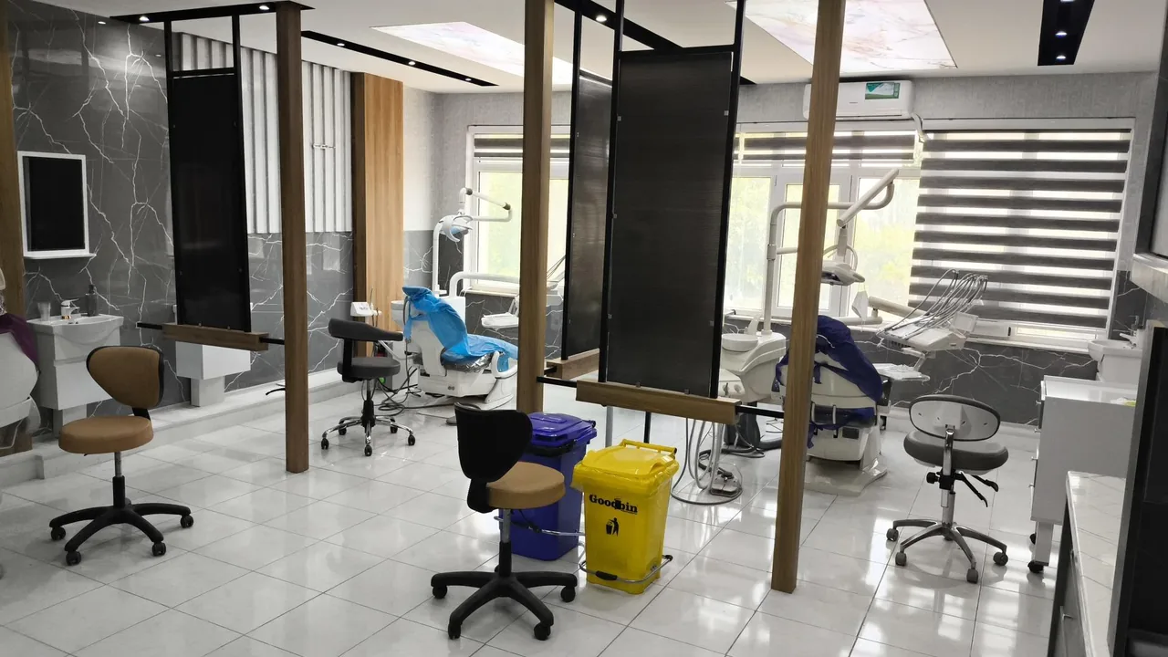 کلینیک دندانپزشکی یاس