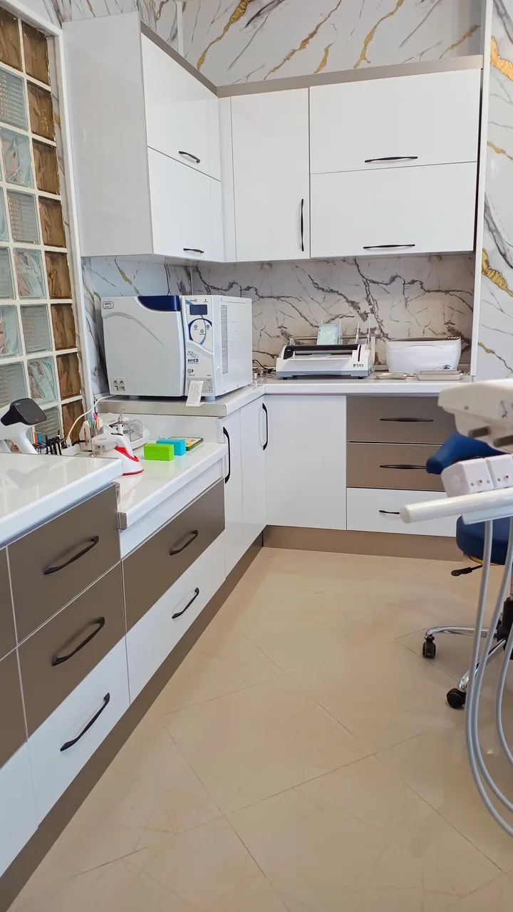 مطب دندانپزشکی دکتر مهدی صفاری لو - دندانپزشک در کرمانشاه - تصویر 5
