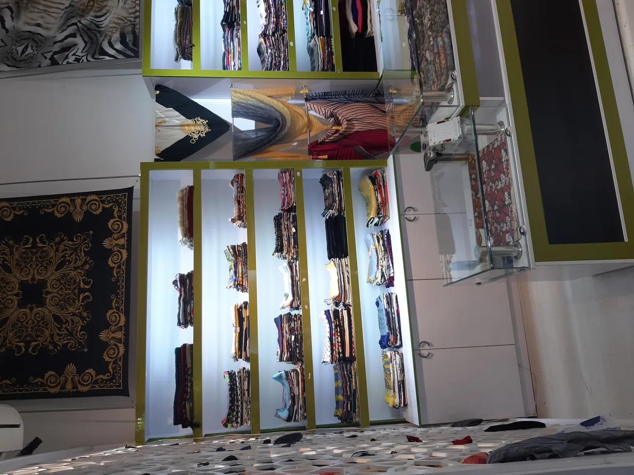 شال و روسری قنبری