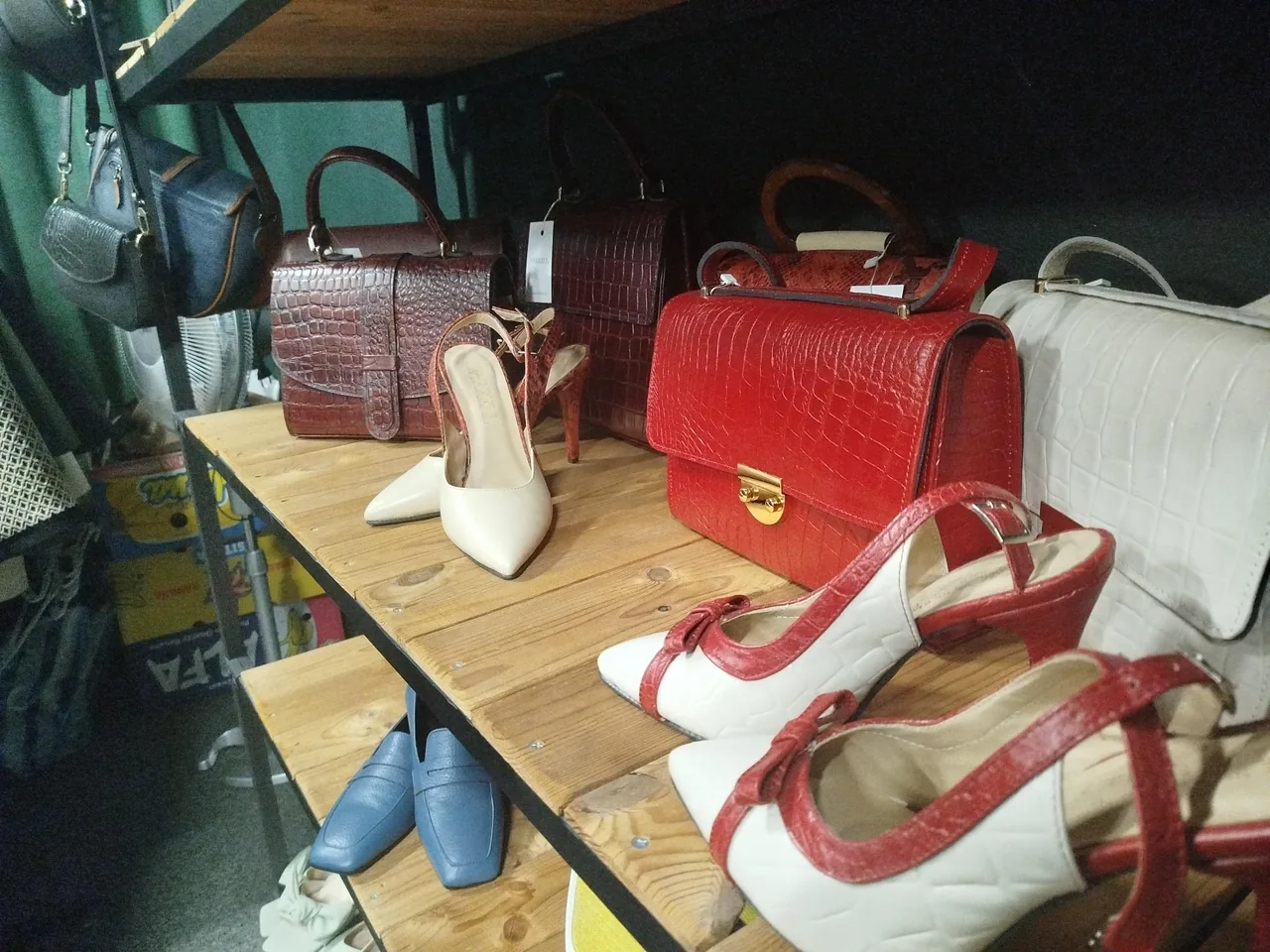 فروشگاه برند فارل - تصویر 6