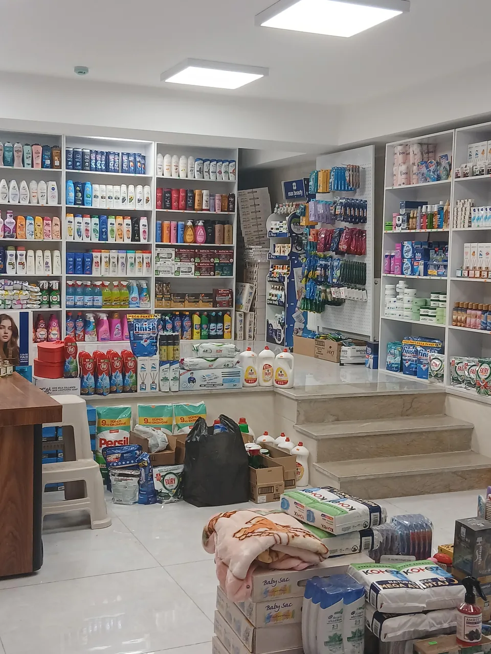 ادکلن و شوینده و بهداشتی جهان تجارت - تصویر 3