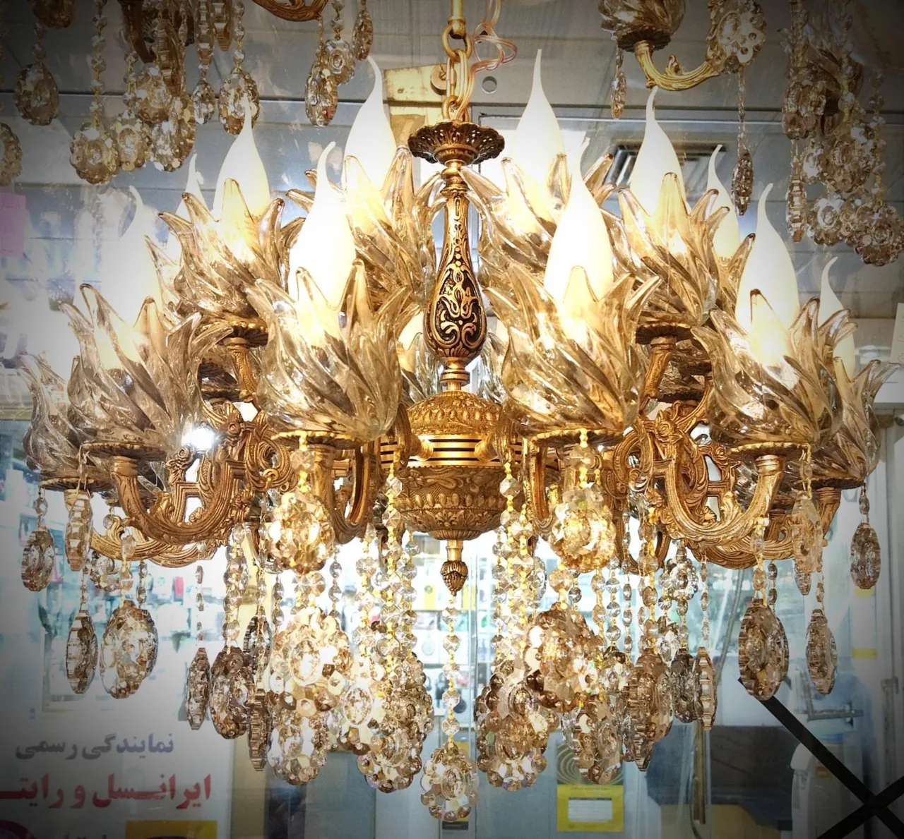 لوستر قصر نور - تصویر 3