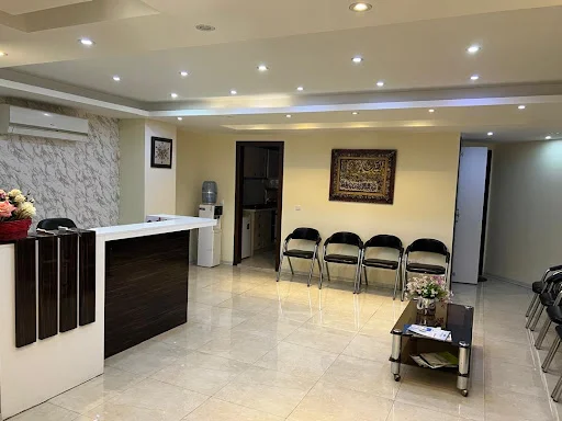 دکتر منوچهر صمیمی فر