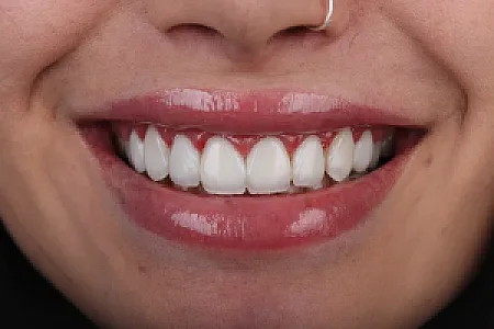 کلینیک دندانپزشکی مایا