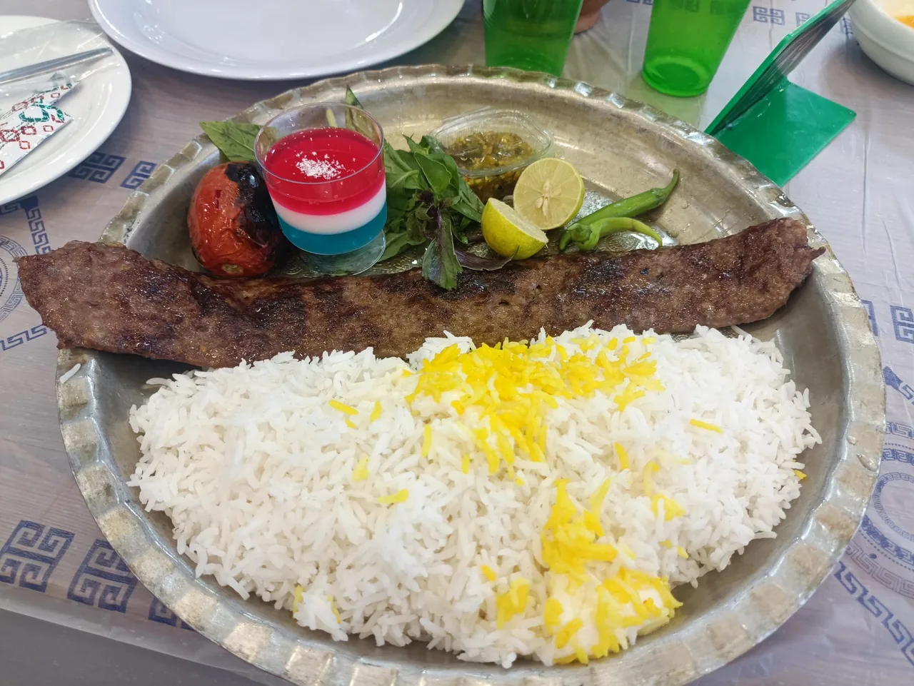 رستوران بهارستان - تصویر 2