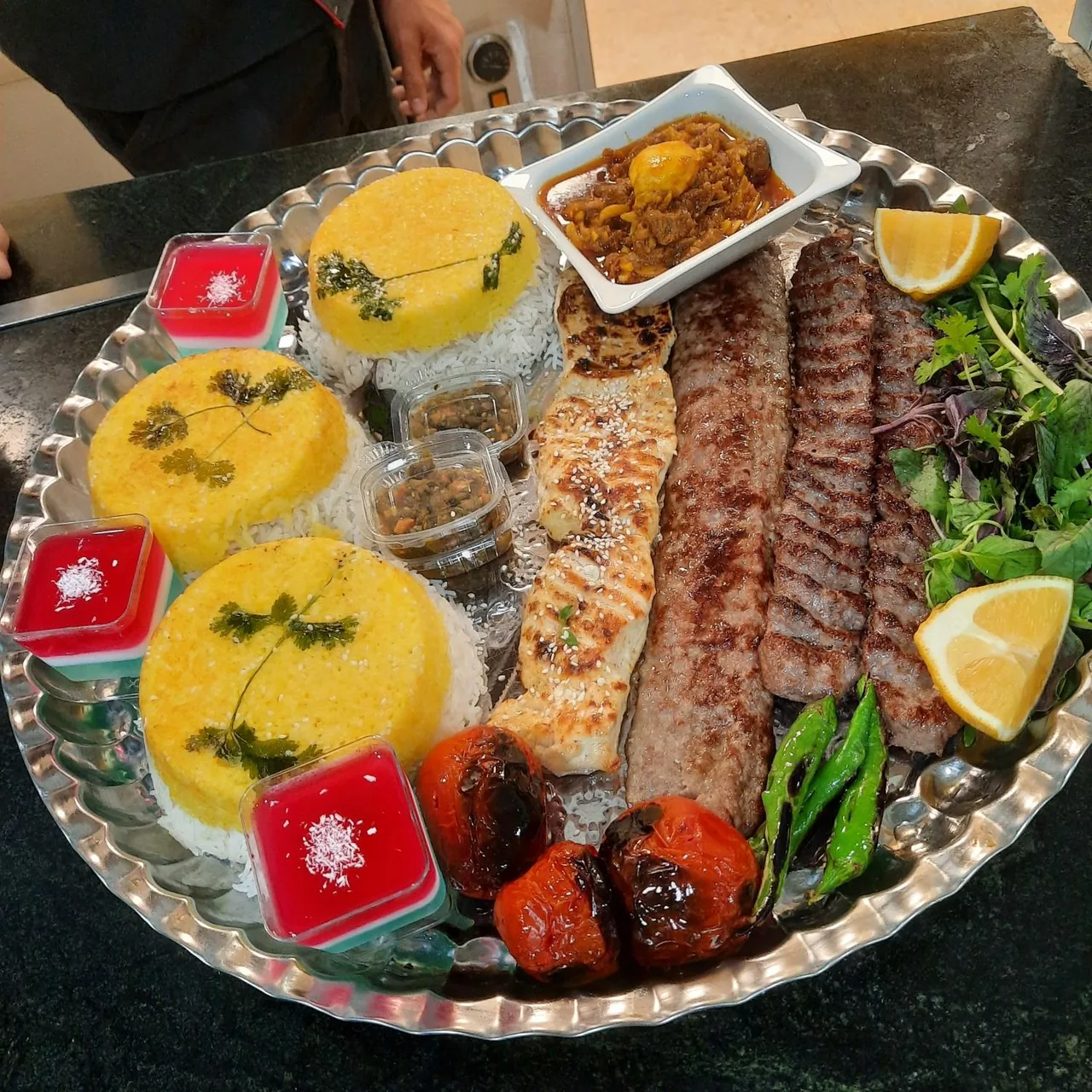 رستوران بهارستان - تصویر 3