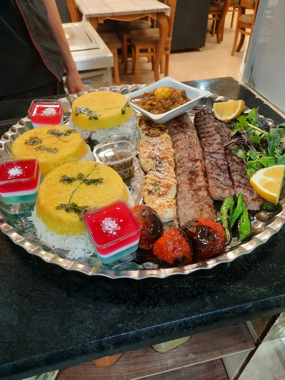رستوران بهارستان - تصویر 4