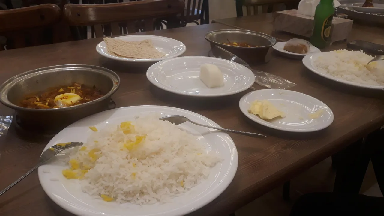 رستوران ضیافت - تصویر 2