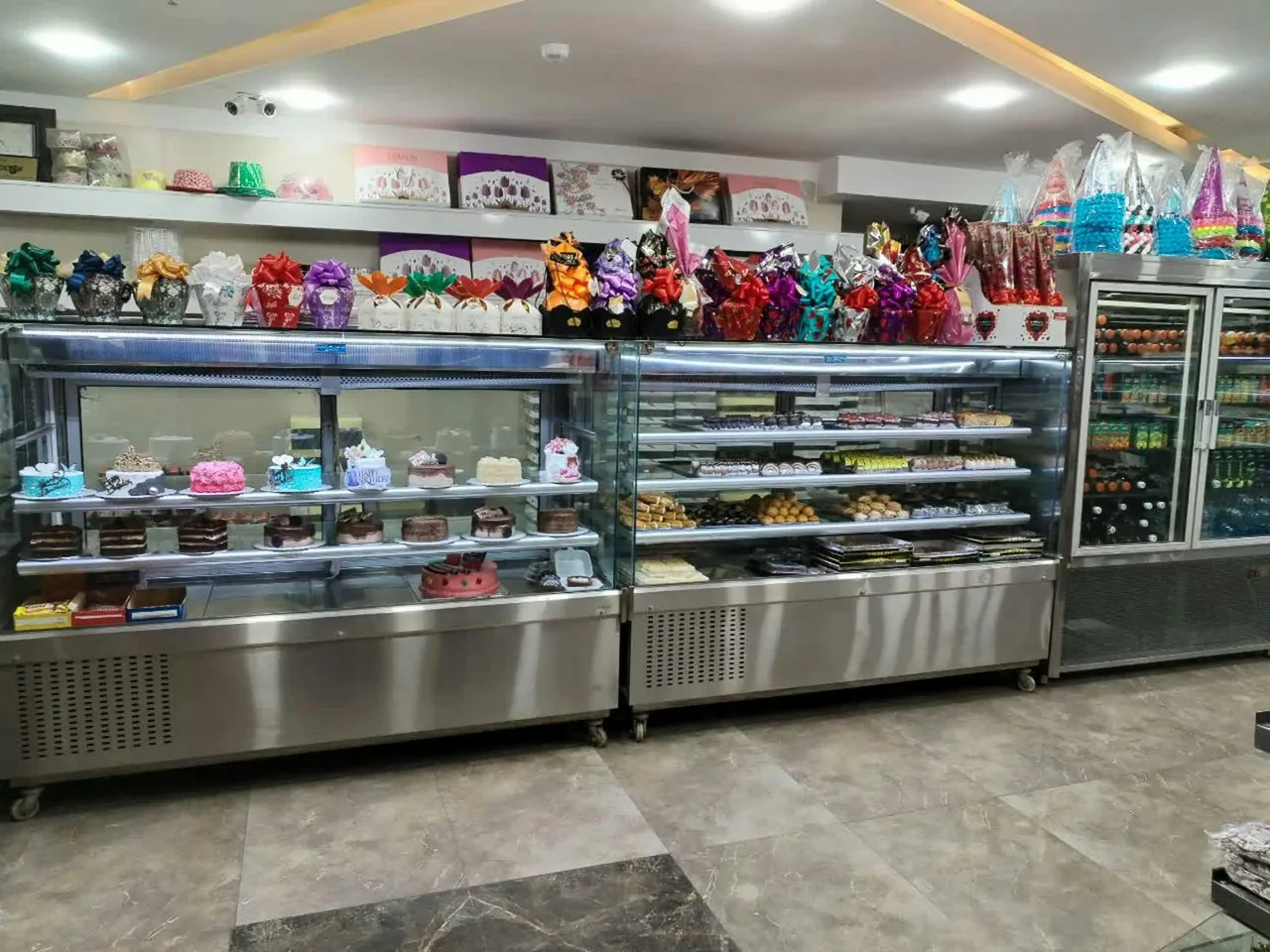 شیرینی ناب شعبه مرکزی