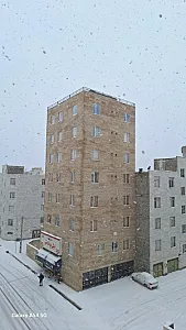 هایپر مارکت ایکی یولداش