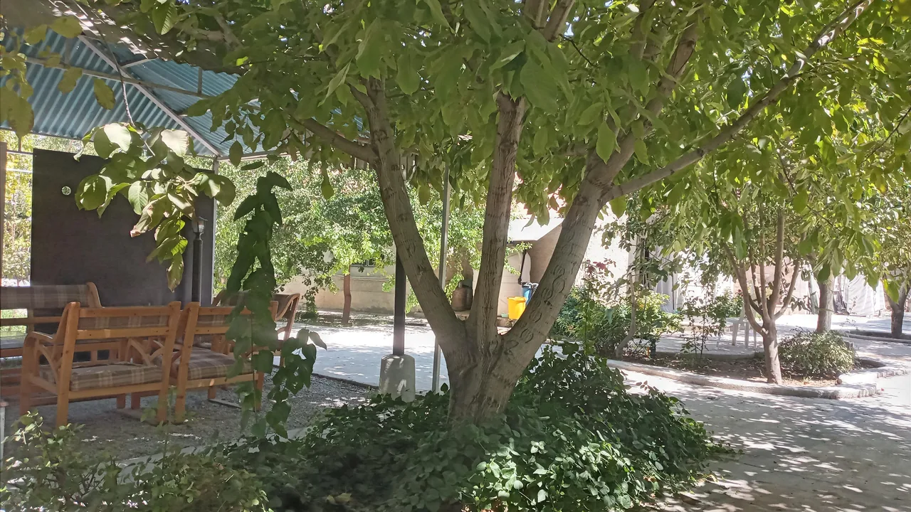 باغ رستوران گل - تصویر 2