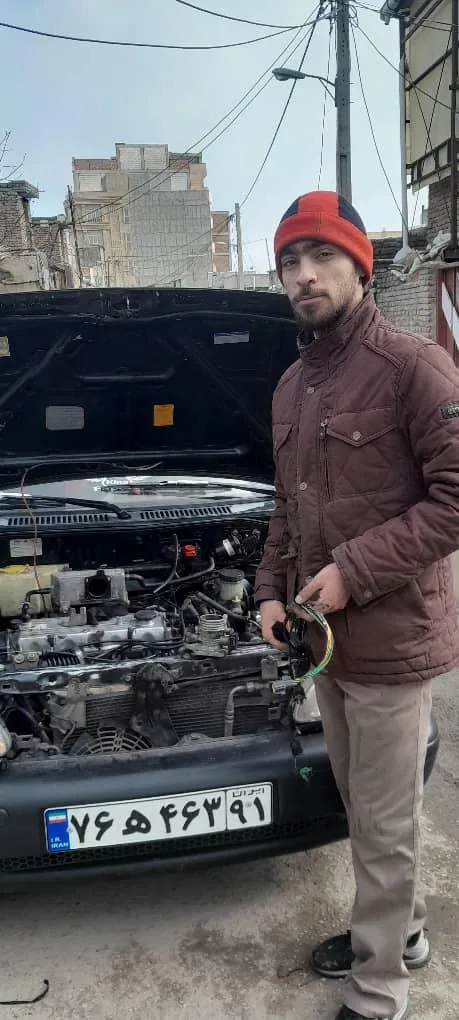 تعمیرگاه برق خودرو رادمرد