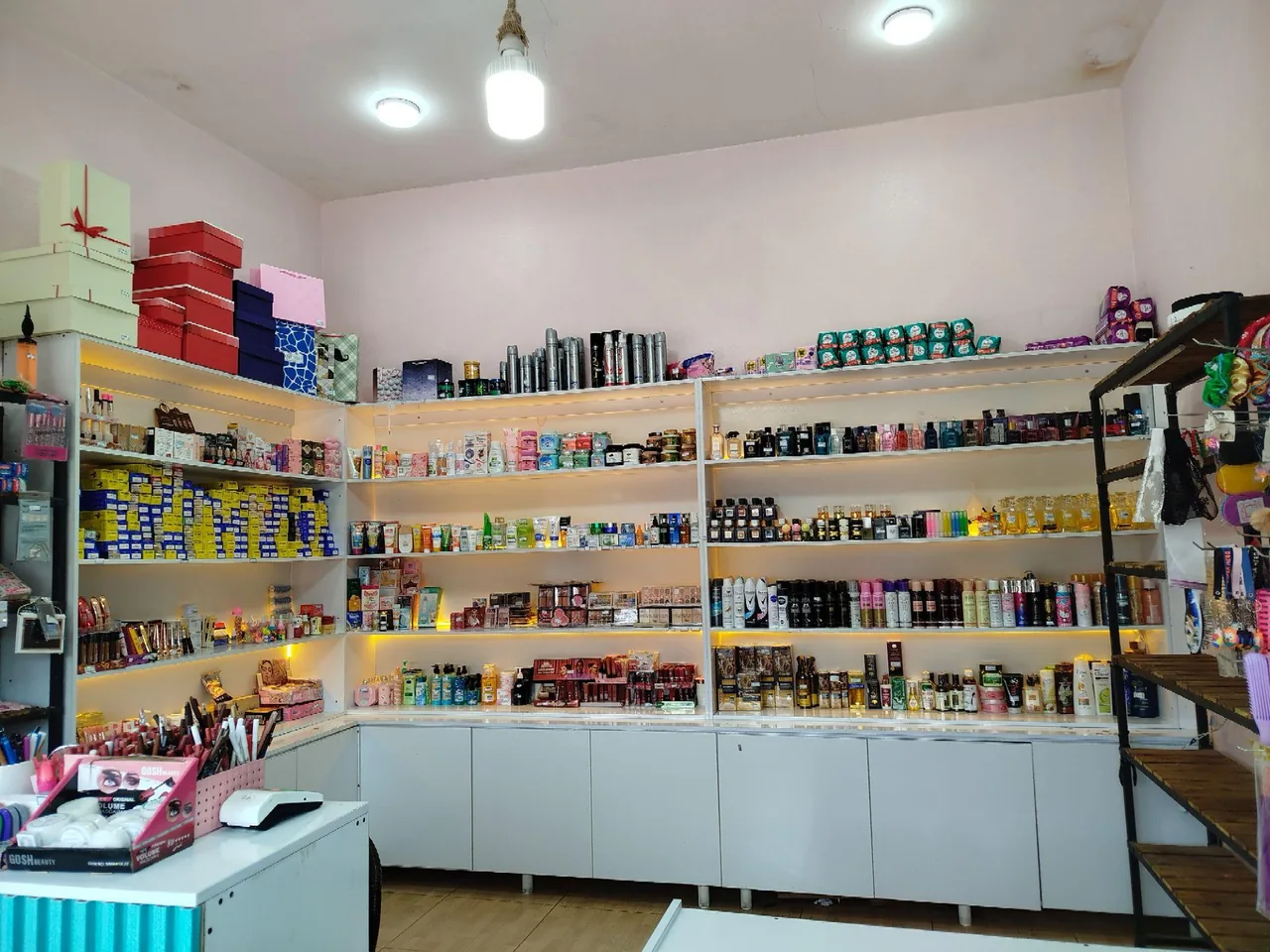 آرایشی و بهداشتی ماهرخ