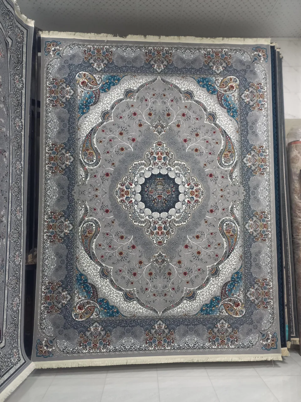 گالری فرش میرانی - تصویر 4