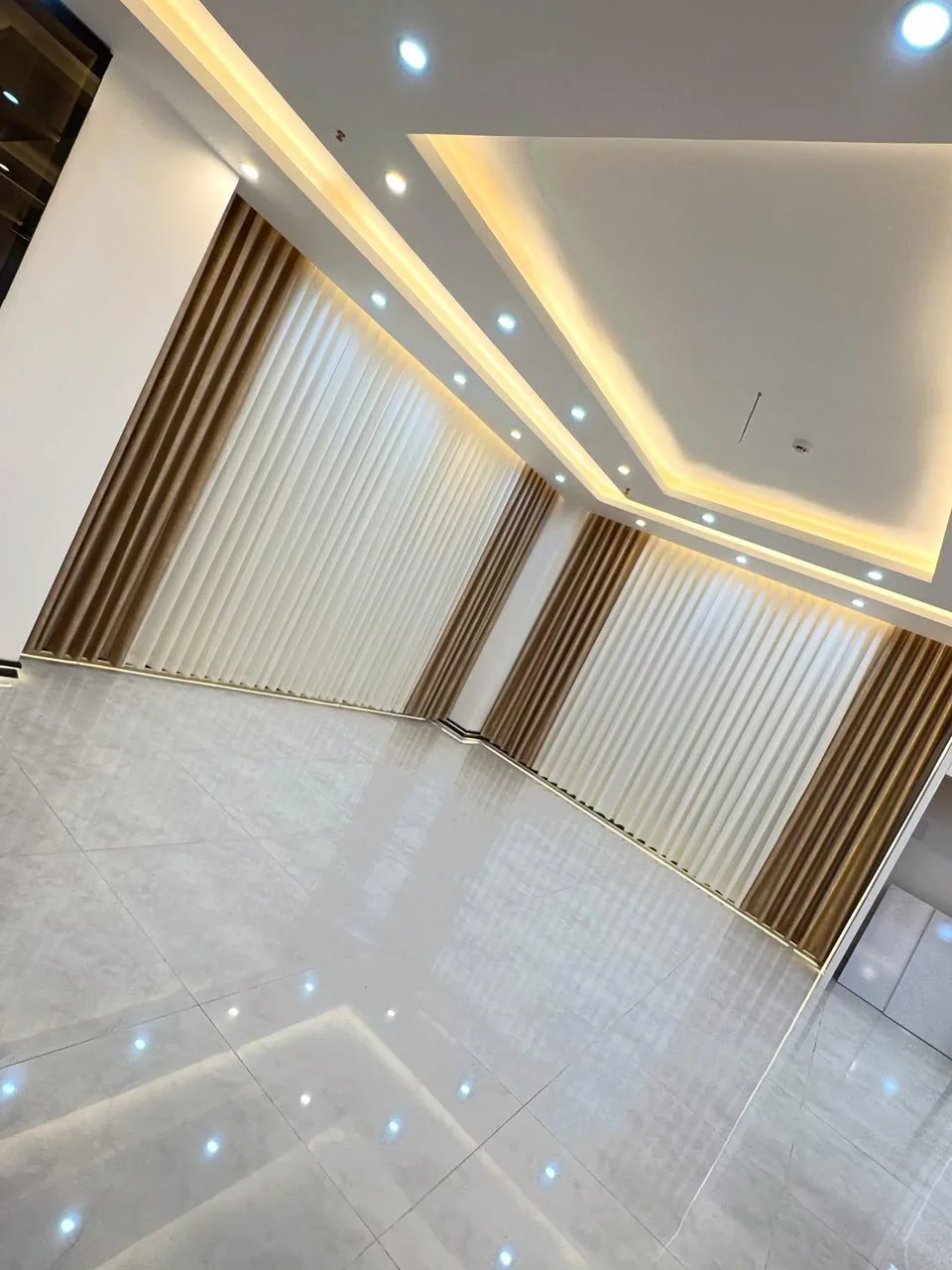 پرده و نرده رز