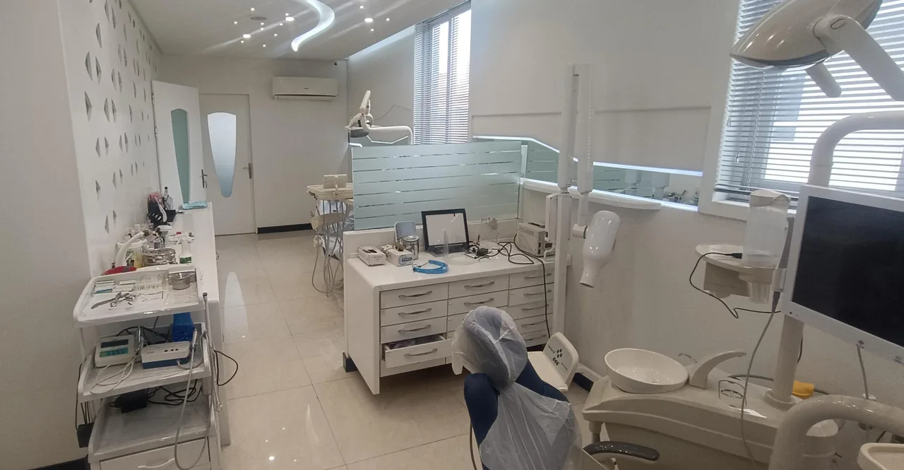 مطب دندانپزشکی دکتر محمدابراهیم بهادرخان