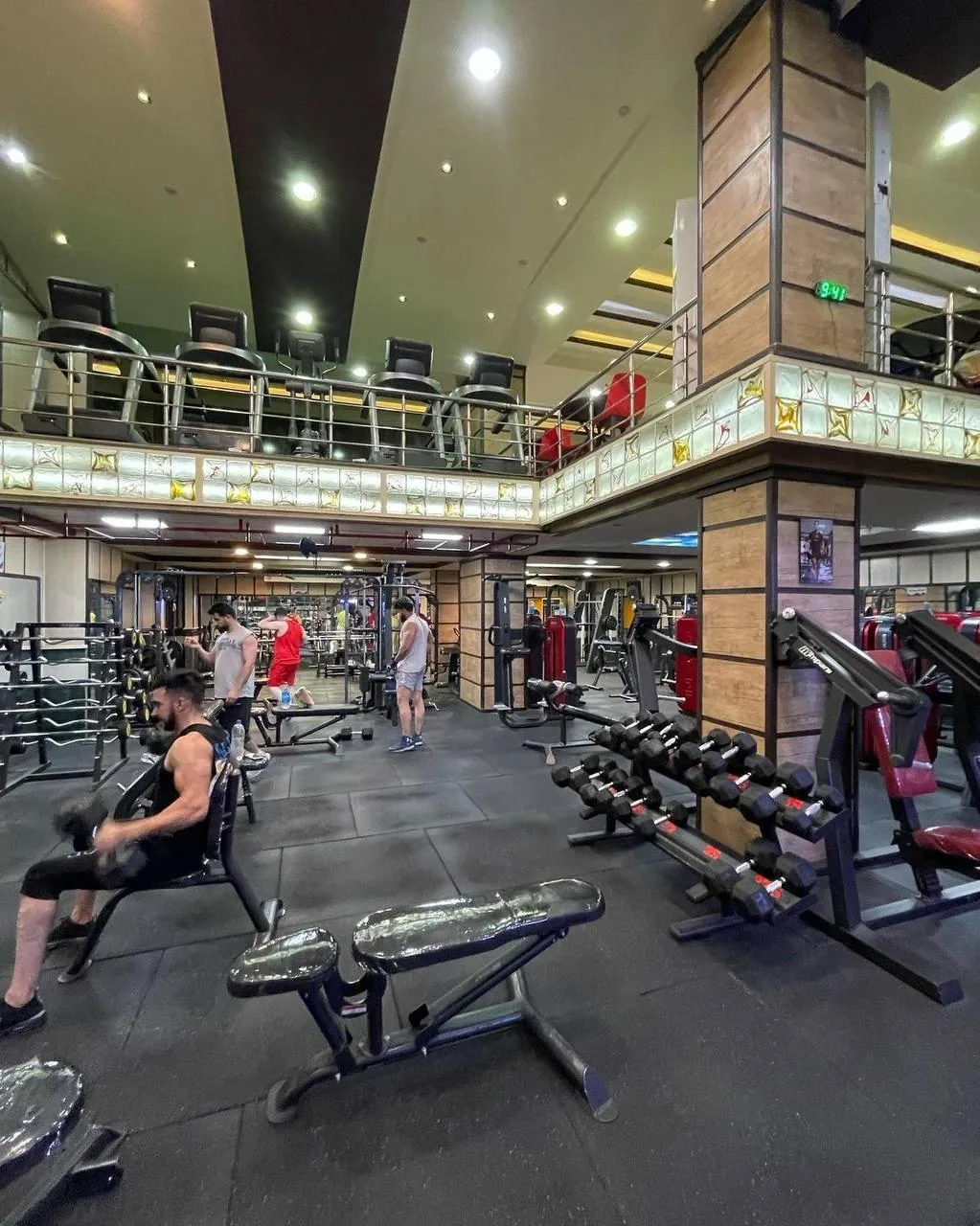باشگاه بدنسازی وی ای پی (VIP Gym) - تصویر 2