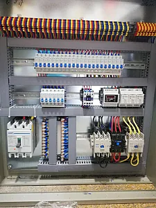 برق صنعت احمدی(پارس فانال)