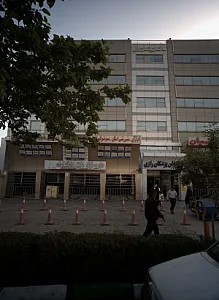 مطب دکتر امیر آدینه پور