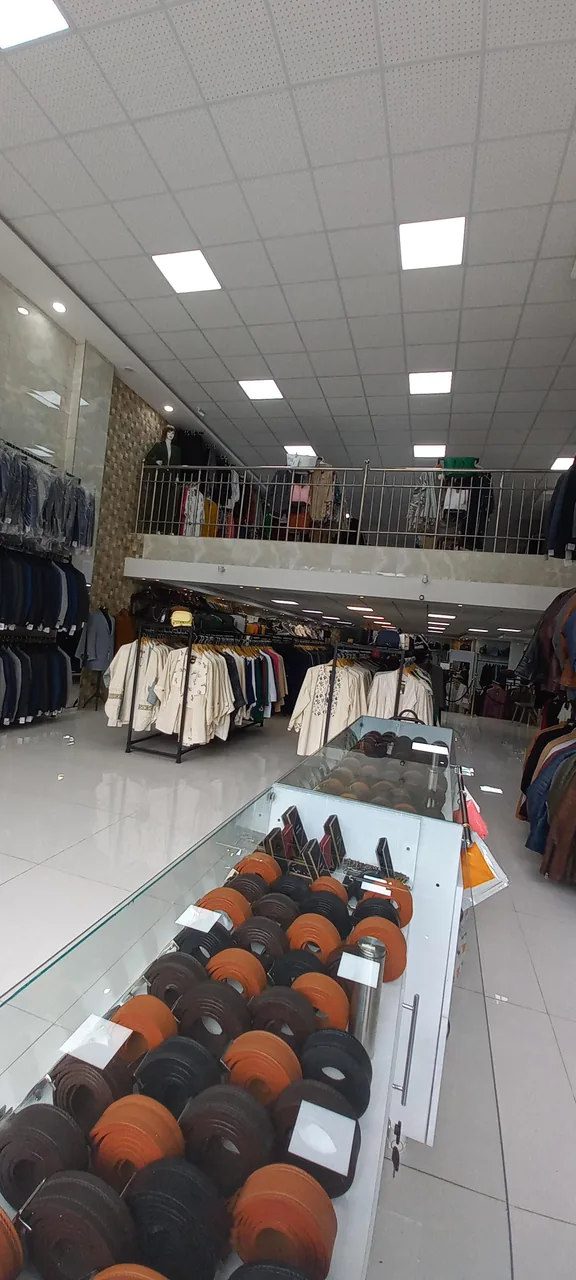 فروشگاه خان زاد (وزیری سابق)