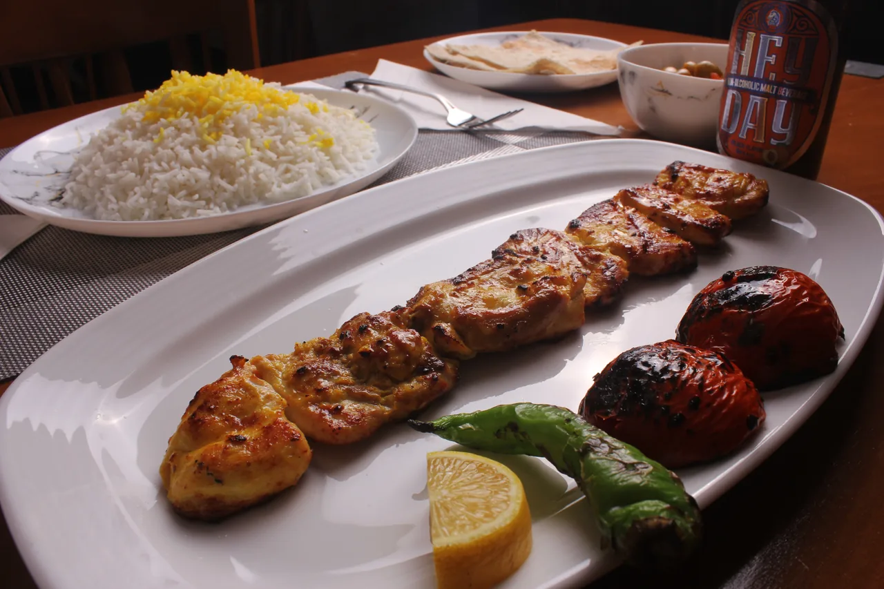چلوکبابی حاج حسین (مهراجی)