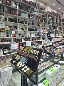لوازم ارایشی دی تو دی