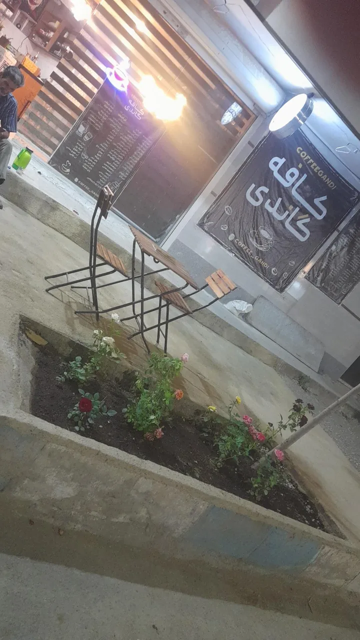 کافه گاندی - تصویر 3