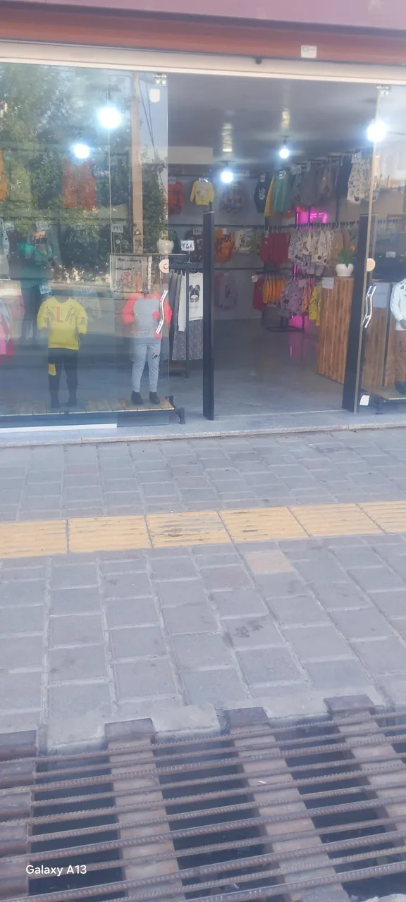 پوشاک پانیذ - تصویر 2