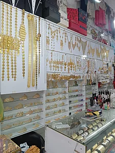 فروشگاه شکلات تلخ