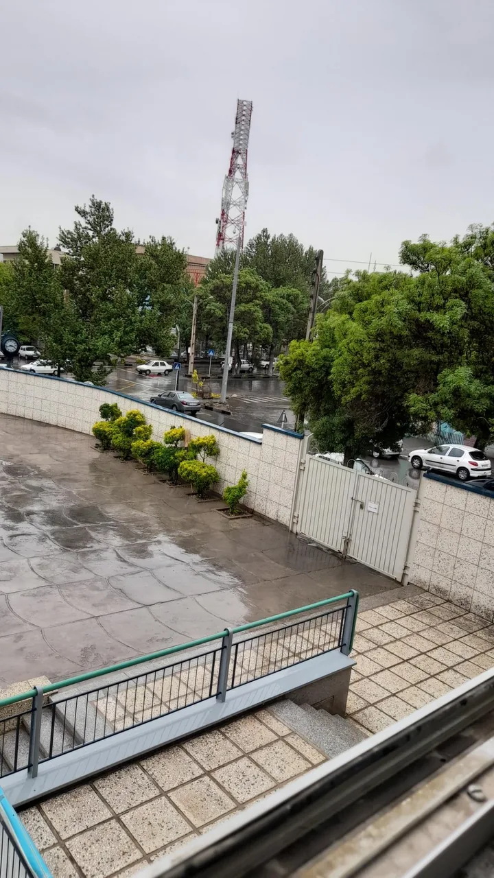 دبیرستان حضرت آمنه - تصویر 2