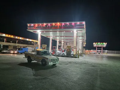 جایگاه نگین غرب بنزین و CNG