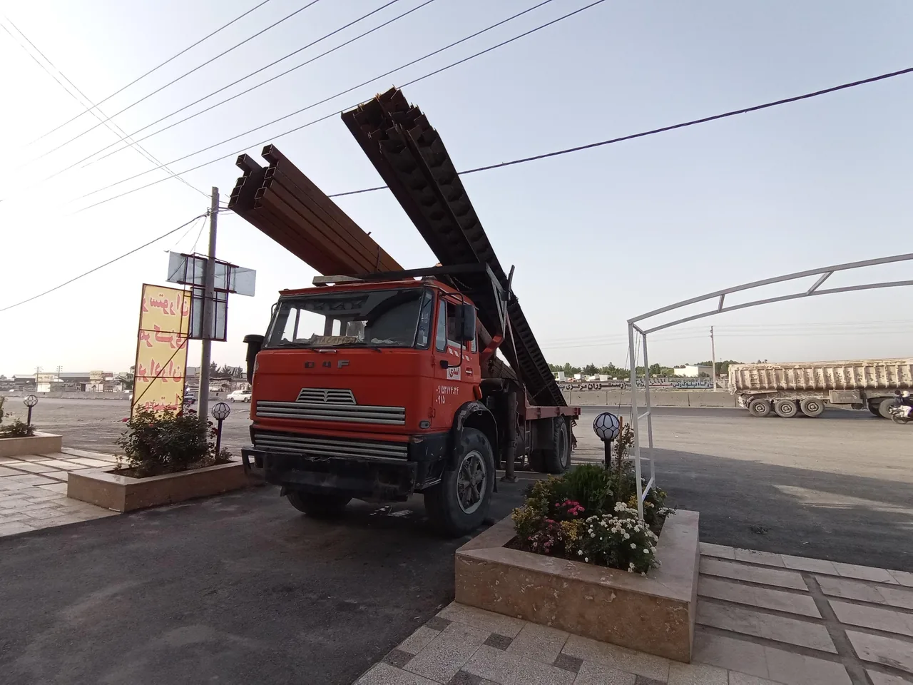 پارکینگ جرثقیل اسدی