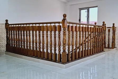 نرده استیل آراد