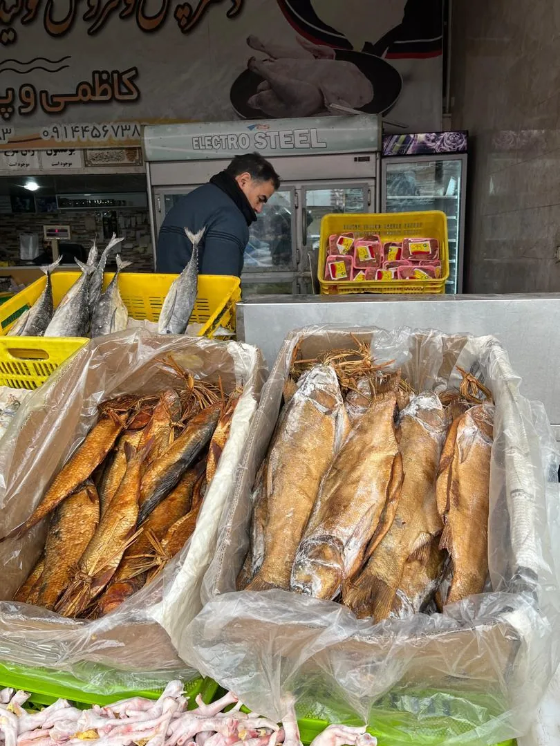 مرکز  پخش و فروش مرغ کاظمی و پسران