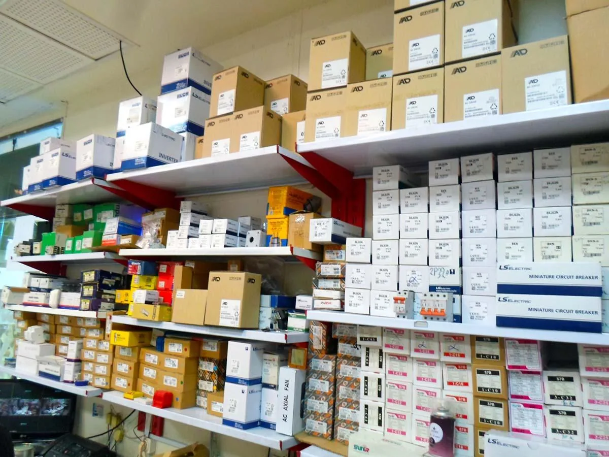 فروشگاه الکترو تلاش - تصویر 4