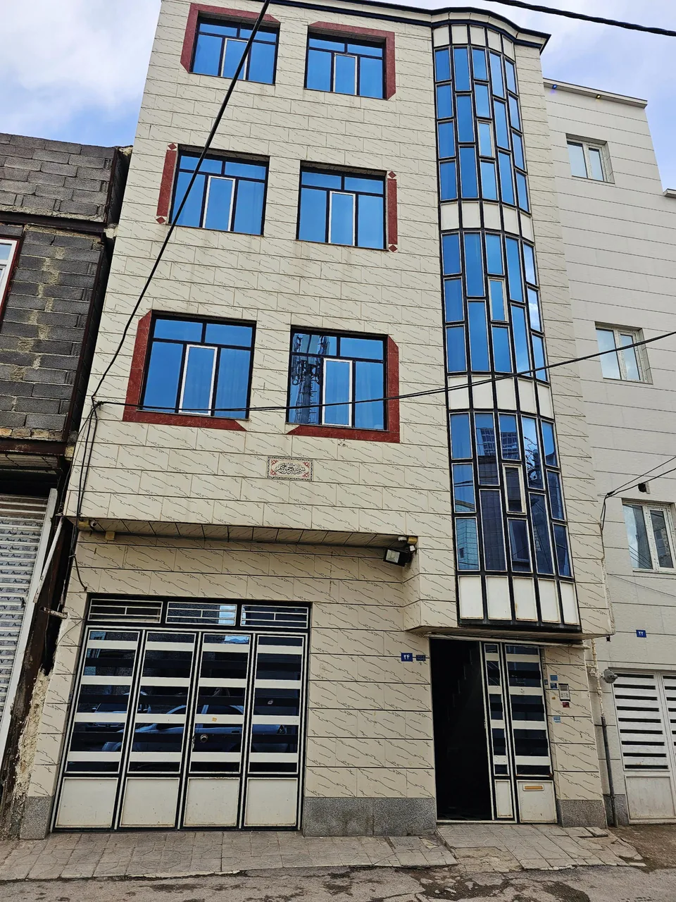 سوییت آپارتمان قرایی - مهمانسرا و مهمانپذیر در همدان - تصویر 4
