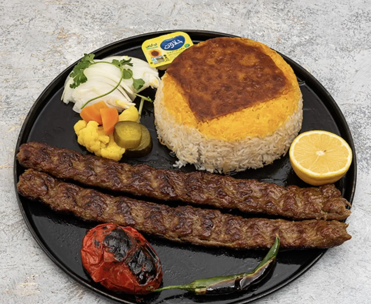 کباب سرای شب تاب