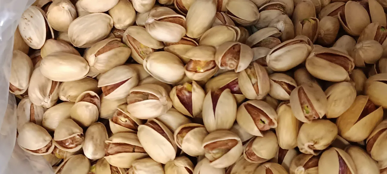 آجیل و خشکبار نجفقلی پور - تصویر 2