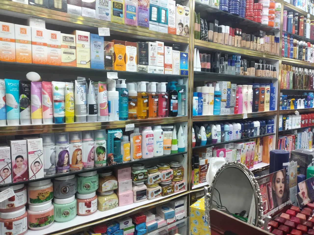 آرایشی و بهداشتی نادر - تصویر 2