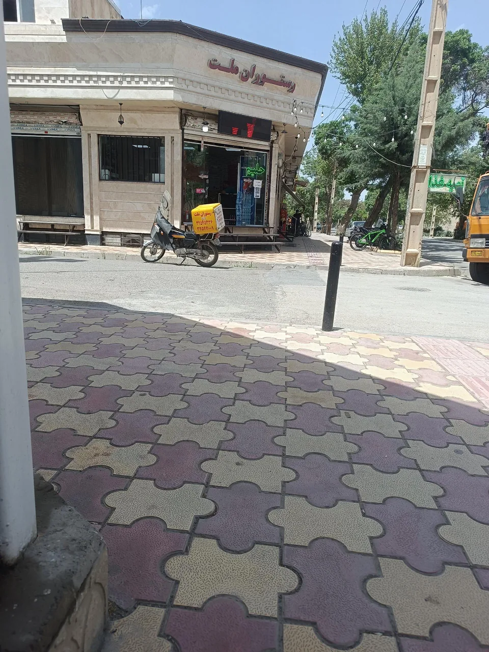 رستوران و تهیه غذای ملت - رستوران در همدان - تصویر 2