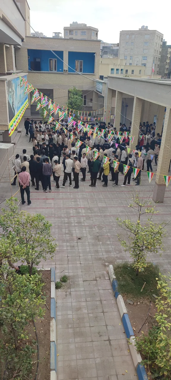 دبیرستان پسرانه نمونه دولتی جامعه الصادق دوره اول - تصویر 3