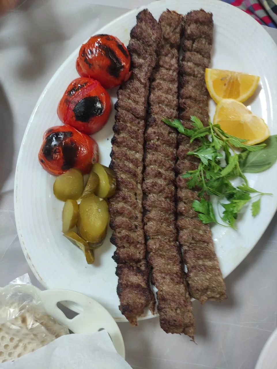 تالار و رستوران شاد - تصویر 3