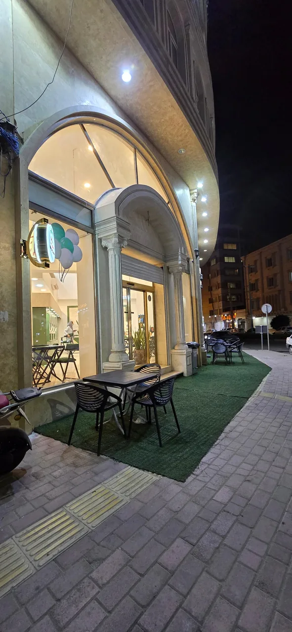بستنی سلف سرویس شعبه ۲ - تصویر 3