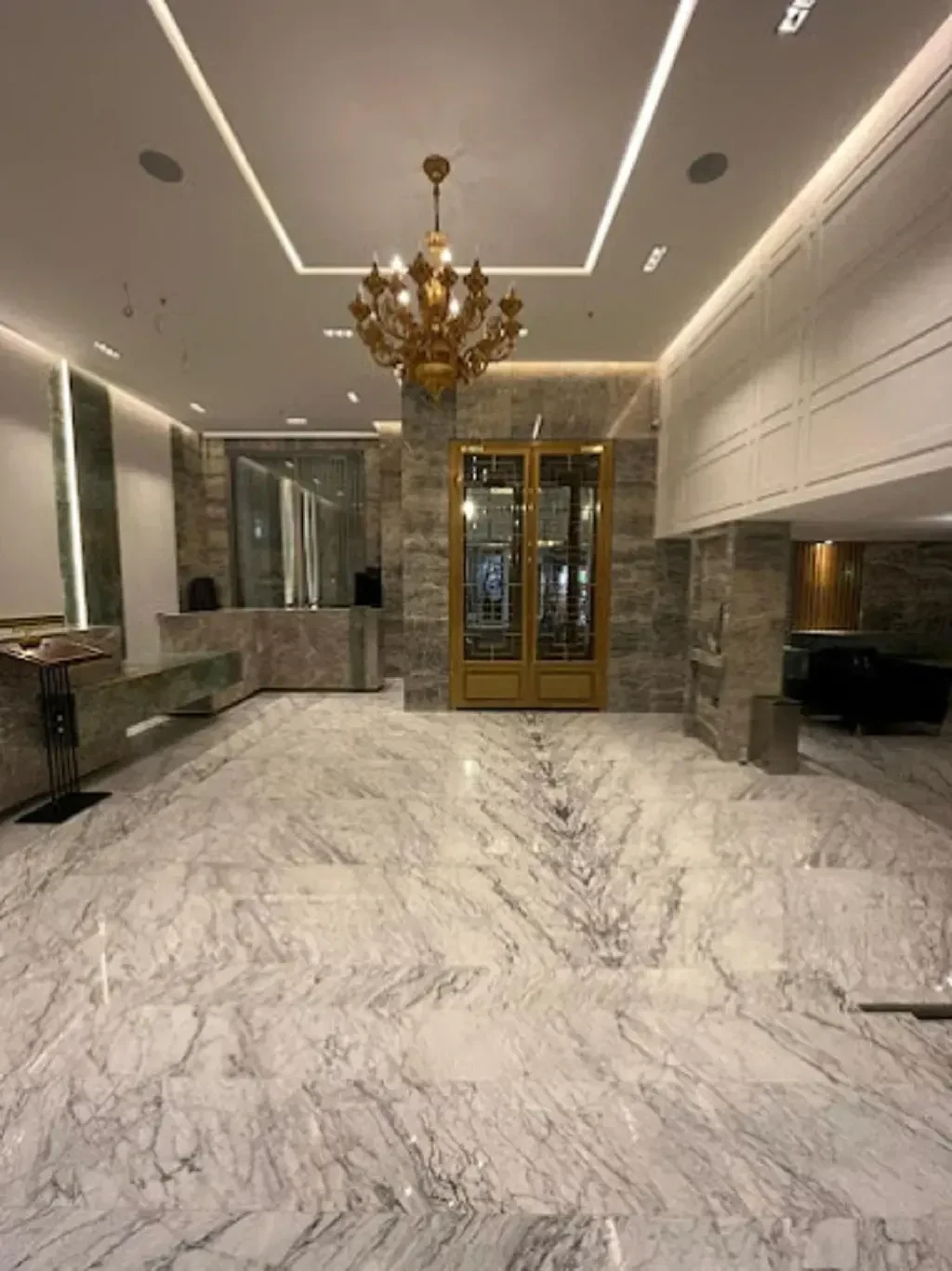 هتل اعیان
