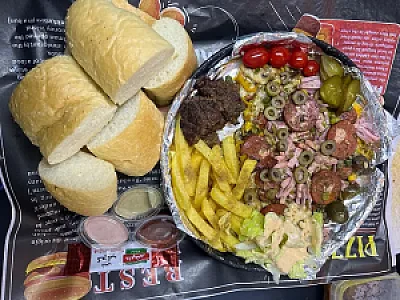 فست فود موسیو