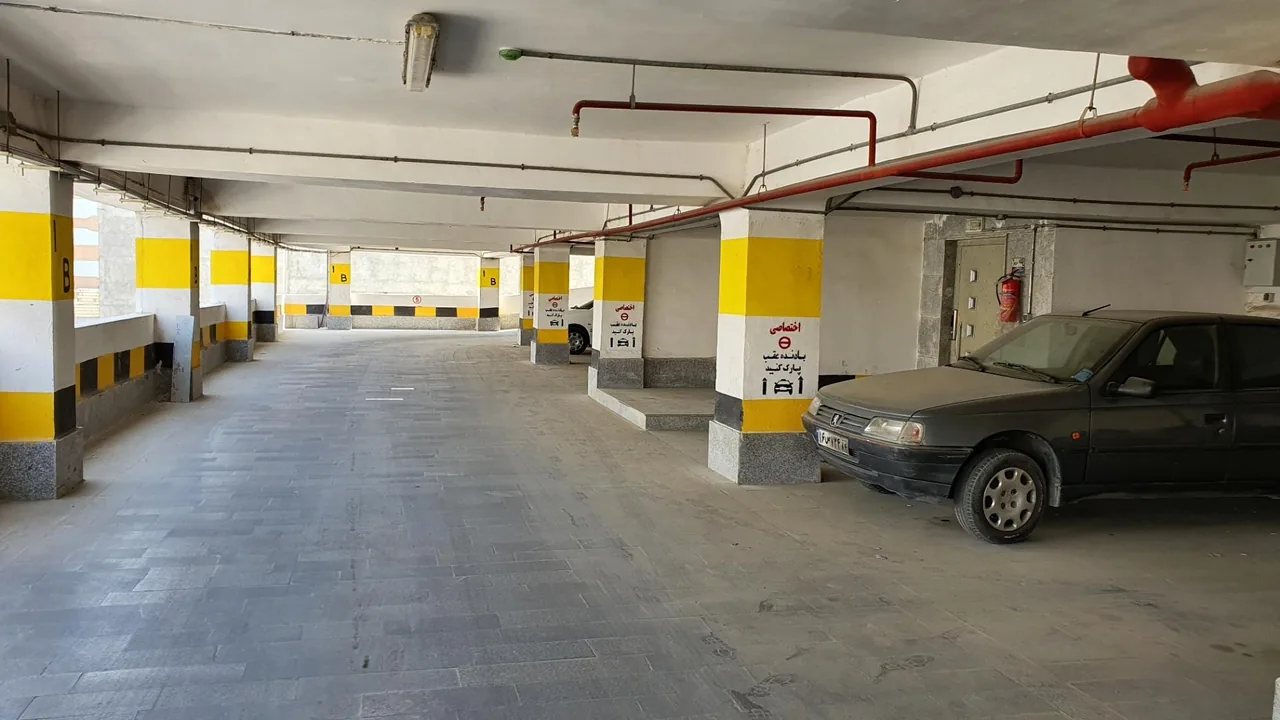 پارکینگ طبقاتی مکران (گرگیج) - تصویر 4
