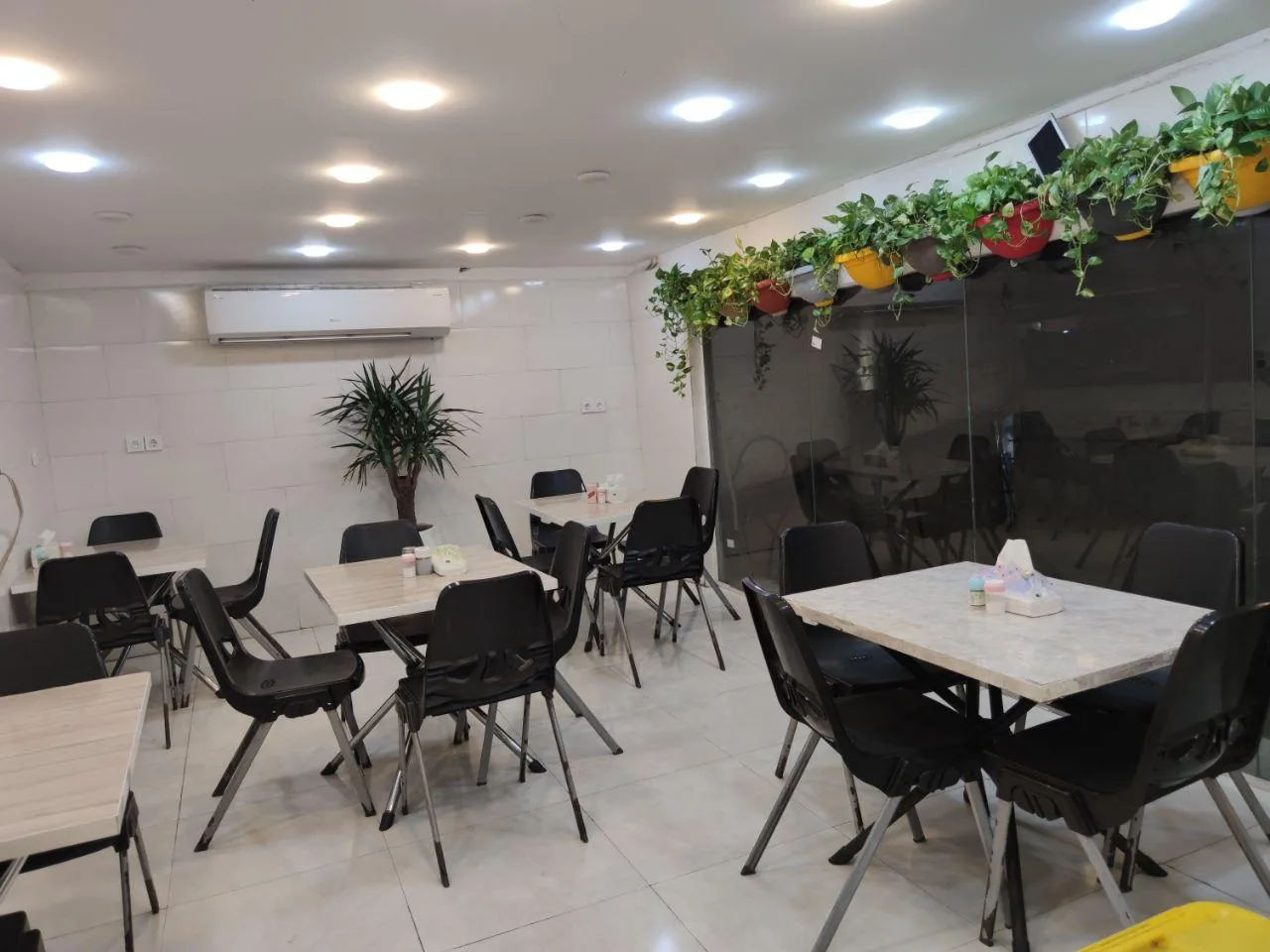 کبابی مجید - تصویر 4