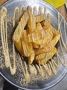 فست فود آسمان آبی